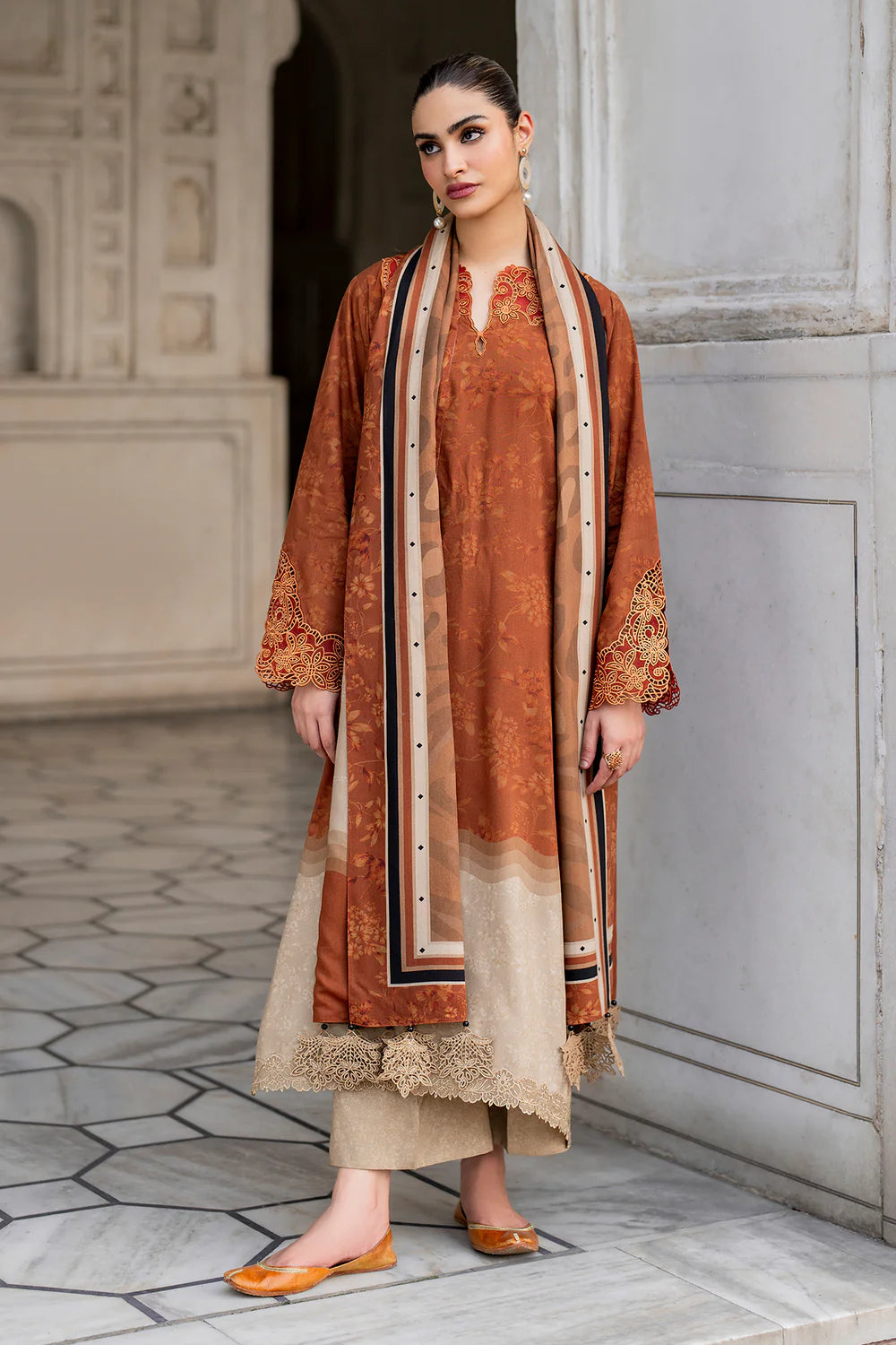 BAROQUE - Unstitched 3PC KARANDI PRINTED SHIRT WITH PRINTED DUPATTA AND TROUSER -BS1003