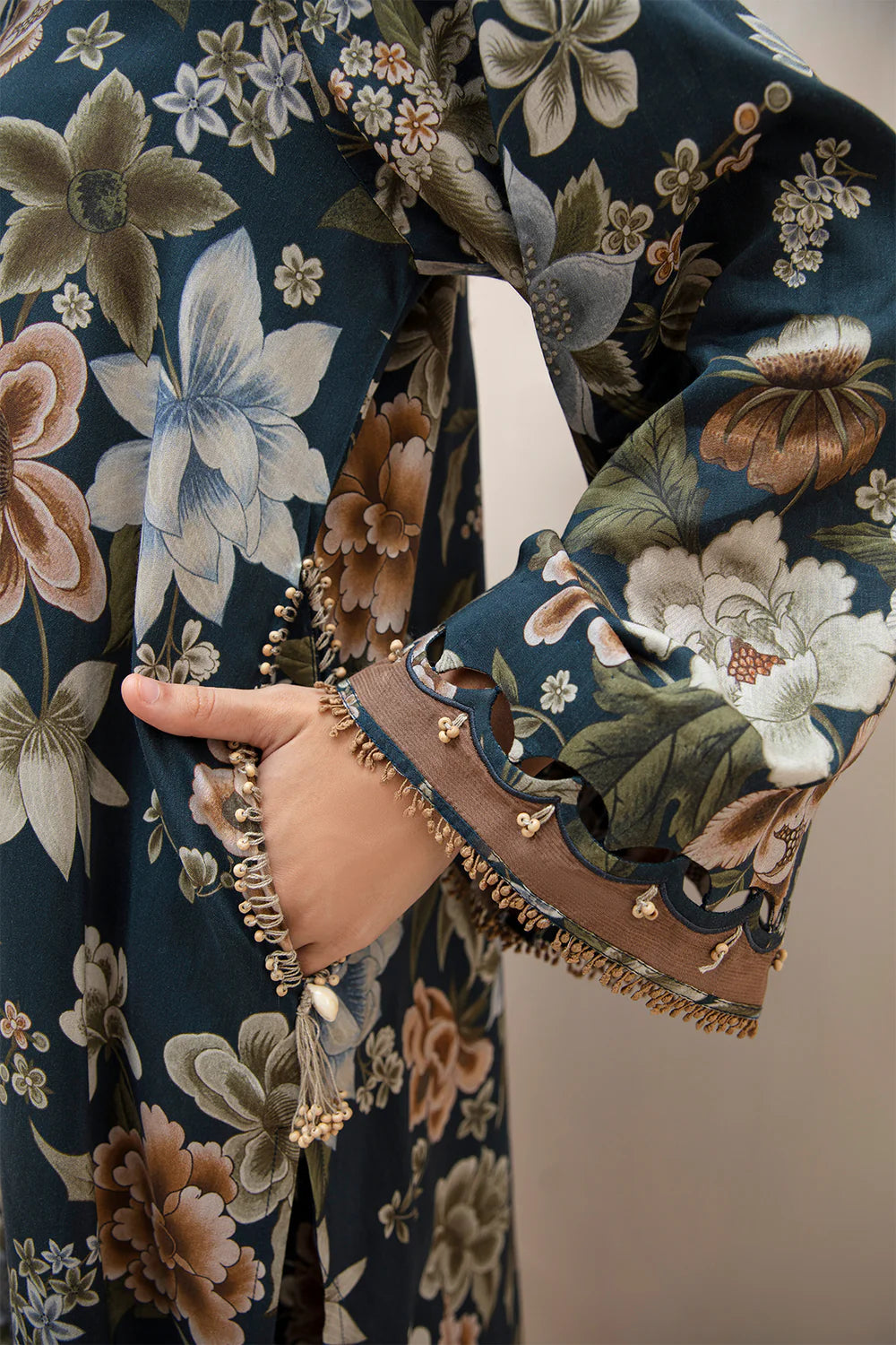 3 Piece Unstitched Digital Printed Khaddar Suit with Shawl-BS1004